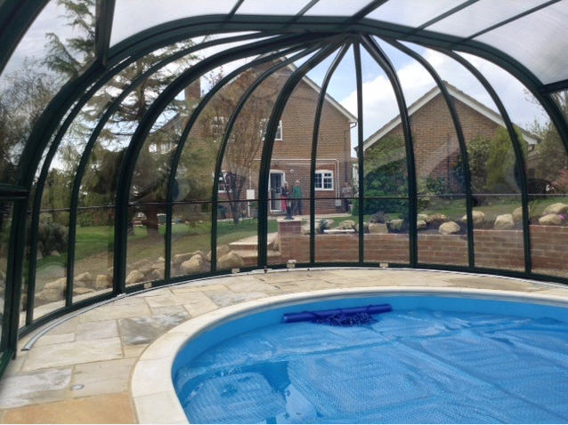 Galaxy-Domestic-Pool-Enclosure-IRIS-End-Option-Anthracite-Interior