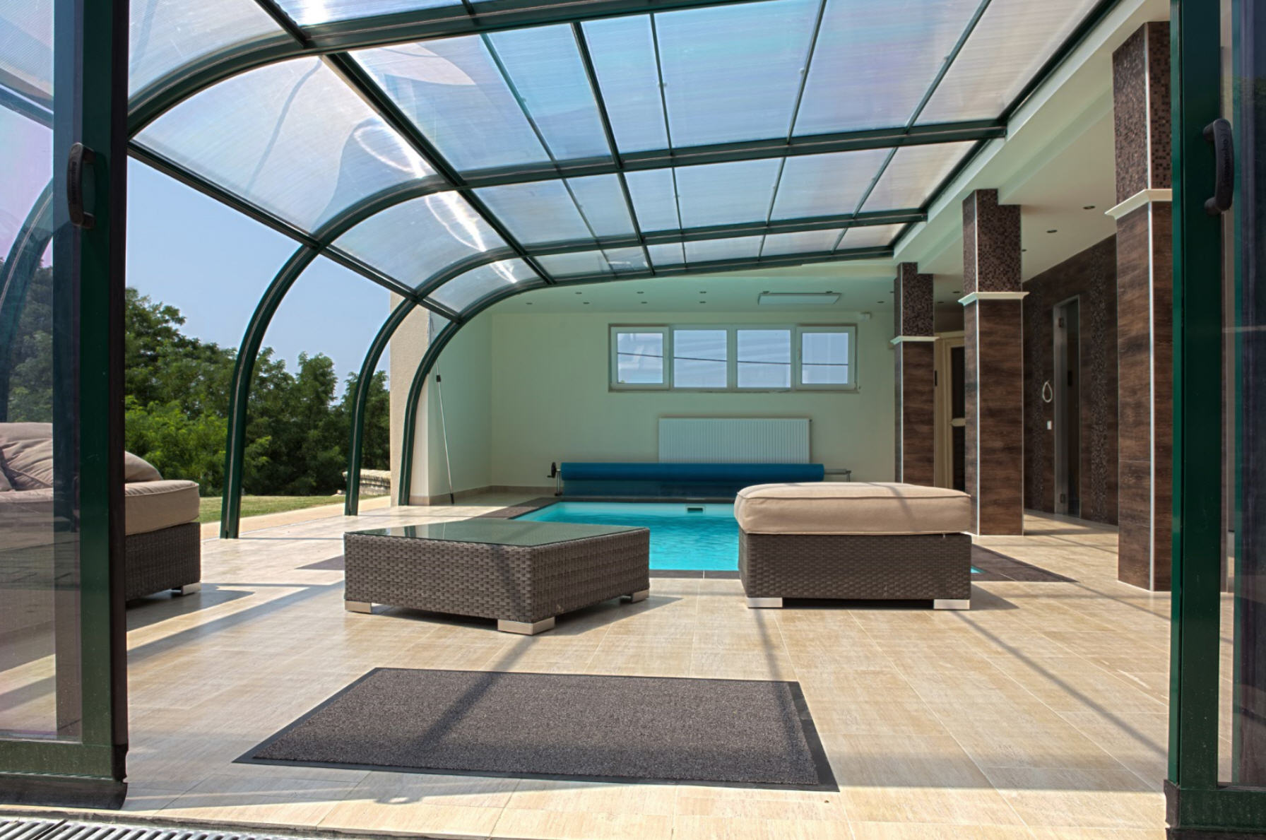 Galaxy-Fixed-End-On-Pool-Enclosure-07