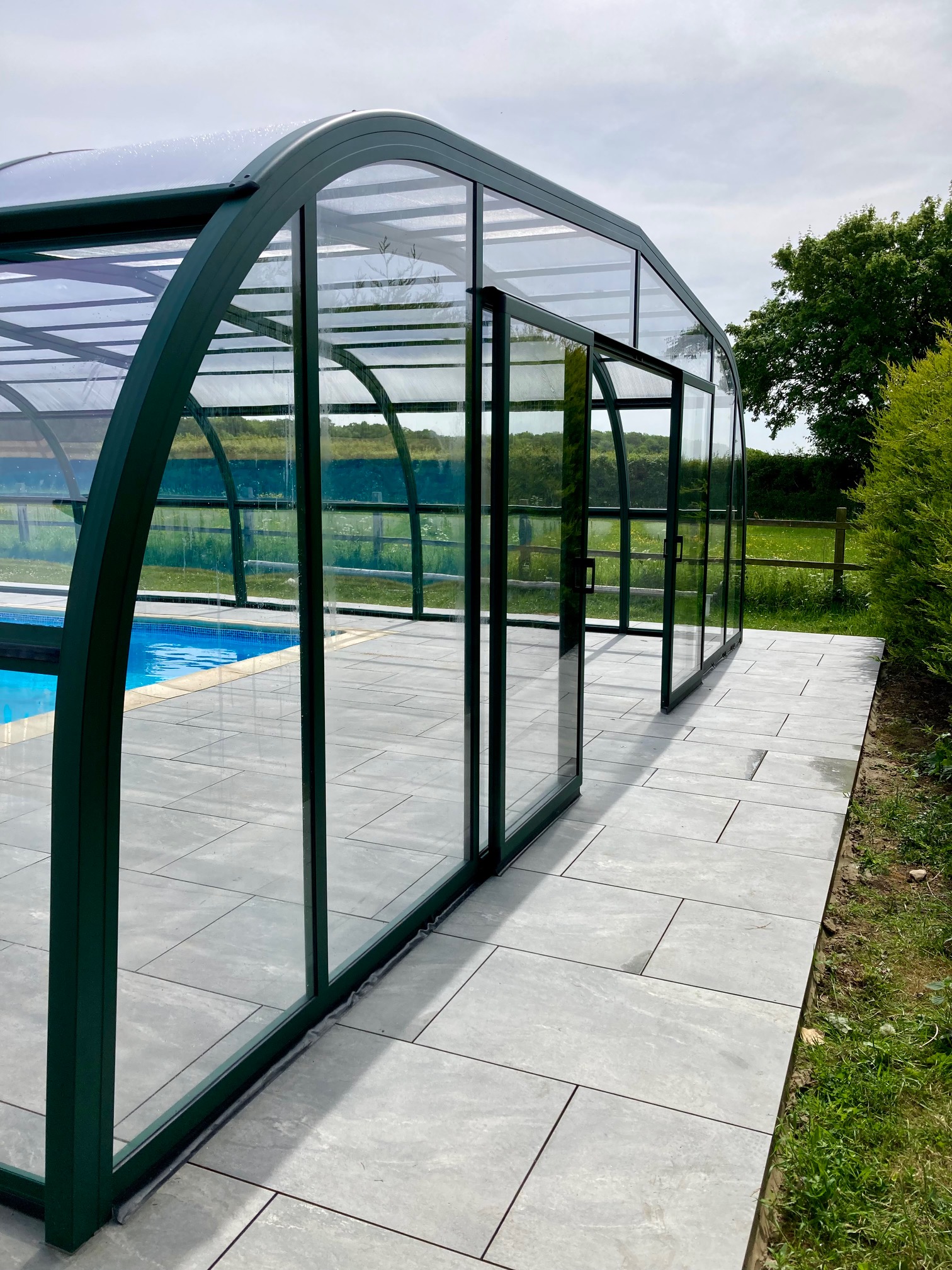 Galaxy-Fixed-Pool-Enclosure-Double-Sliding-Doors-01