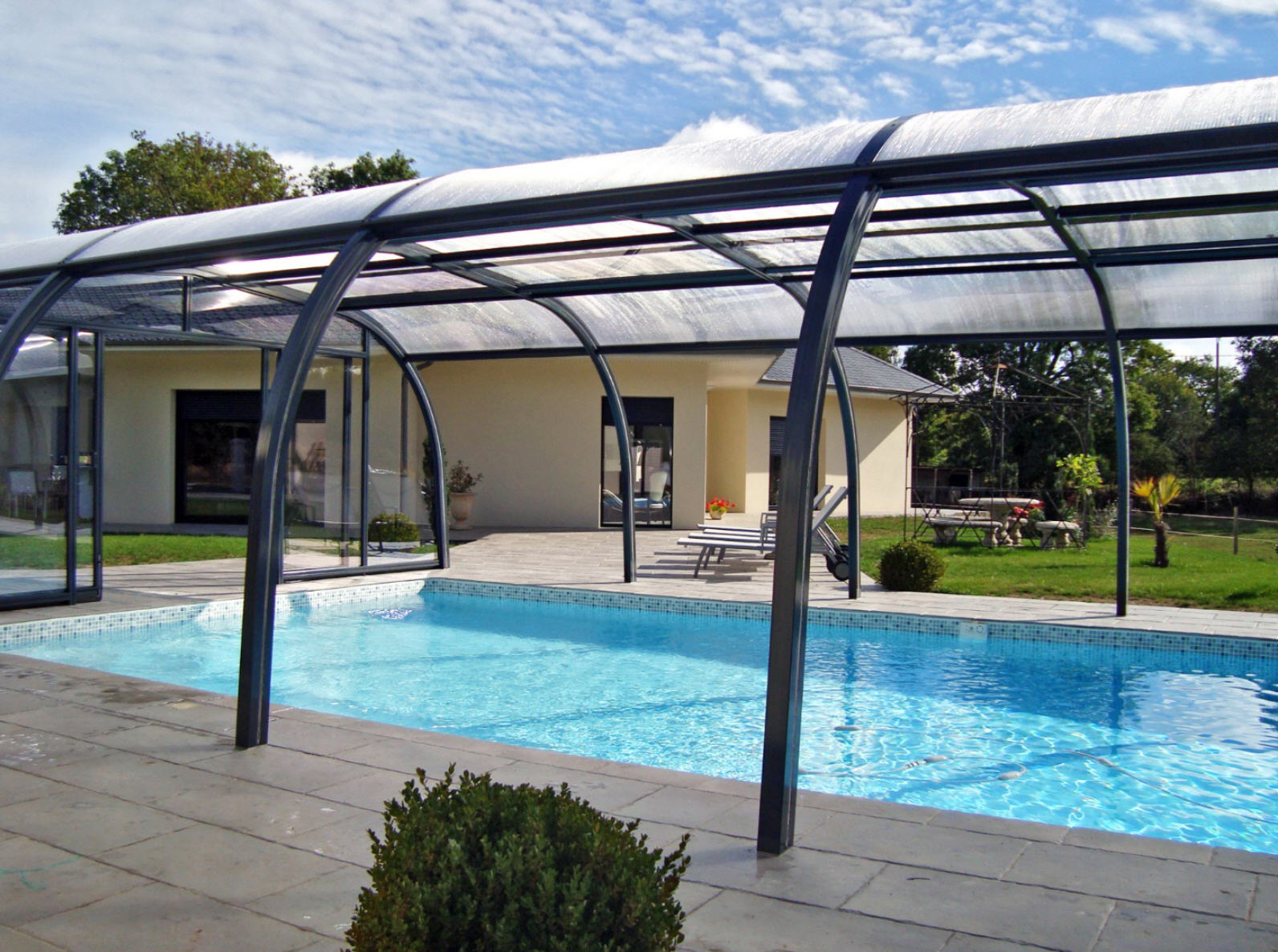 Galaxy-Freestanding-Fixed-Pool-Enclosure-01